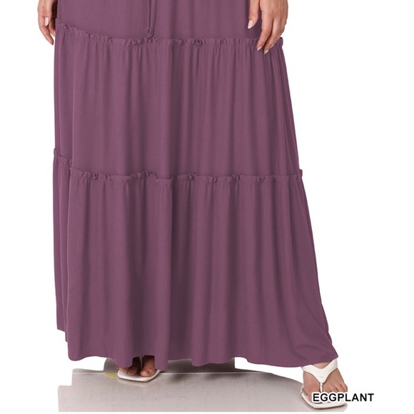 New!PLUS SIZE TIERED RUFFLE RAW HEM MAXI SKIRT SIZE 1X 2X 3X - Picture 3 of 4